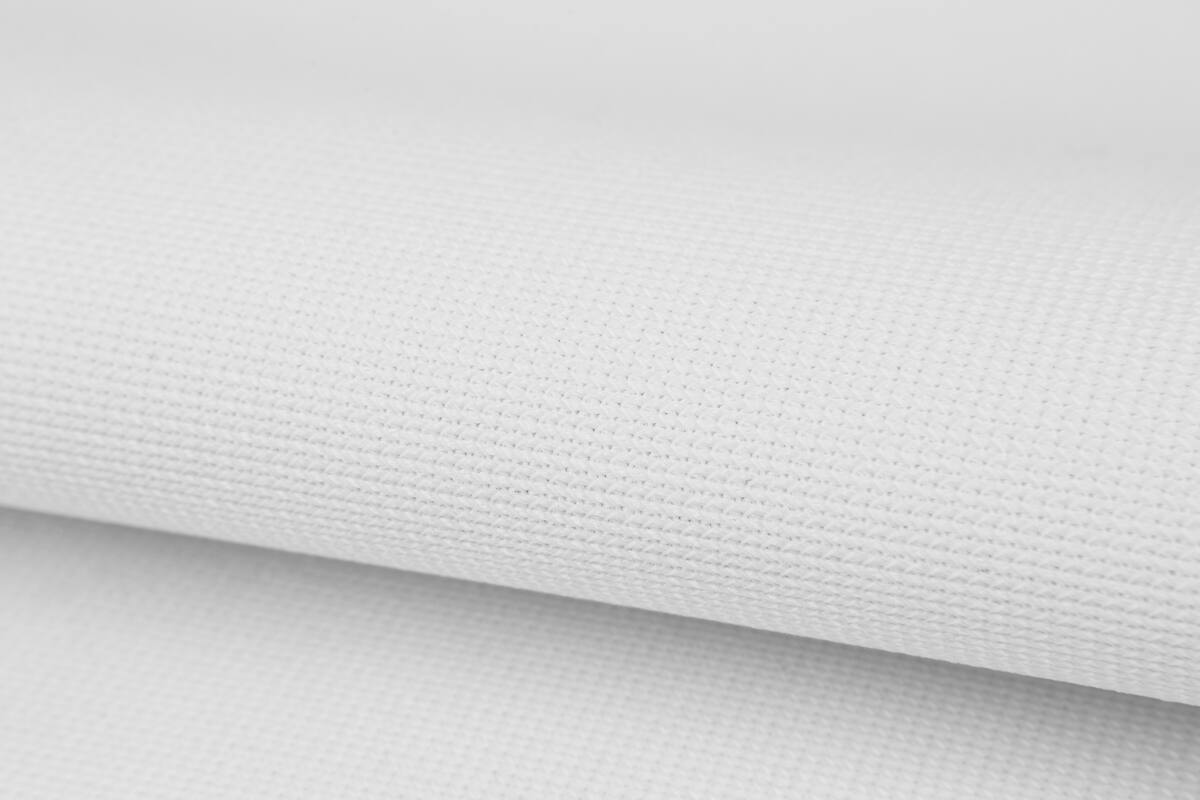 Whiteback UV 300 FR, +/- 300 g/m2
For UV & latex
5,05 x +/- 50 m
